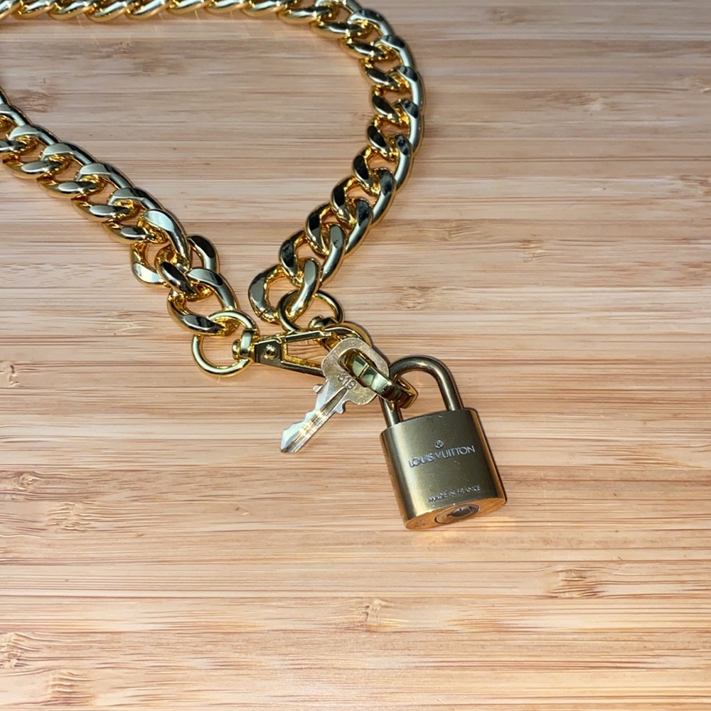 Louis Vuitton Padlock And Key - Picture 7 of 7